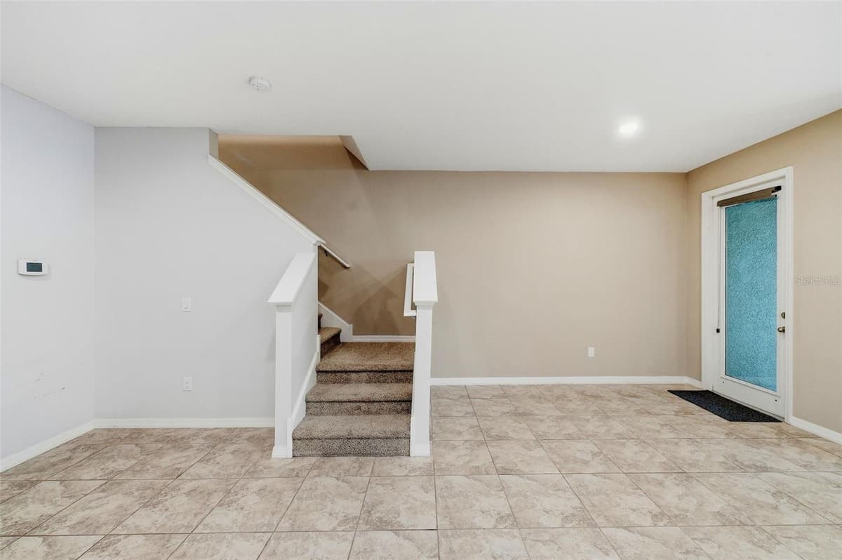 18924 ULMUS STREET — photo 18 of 55