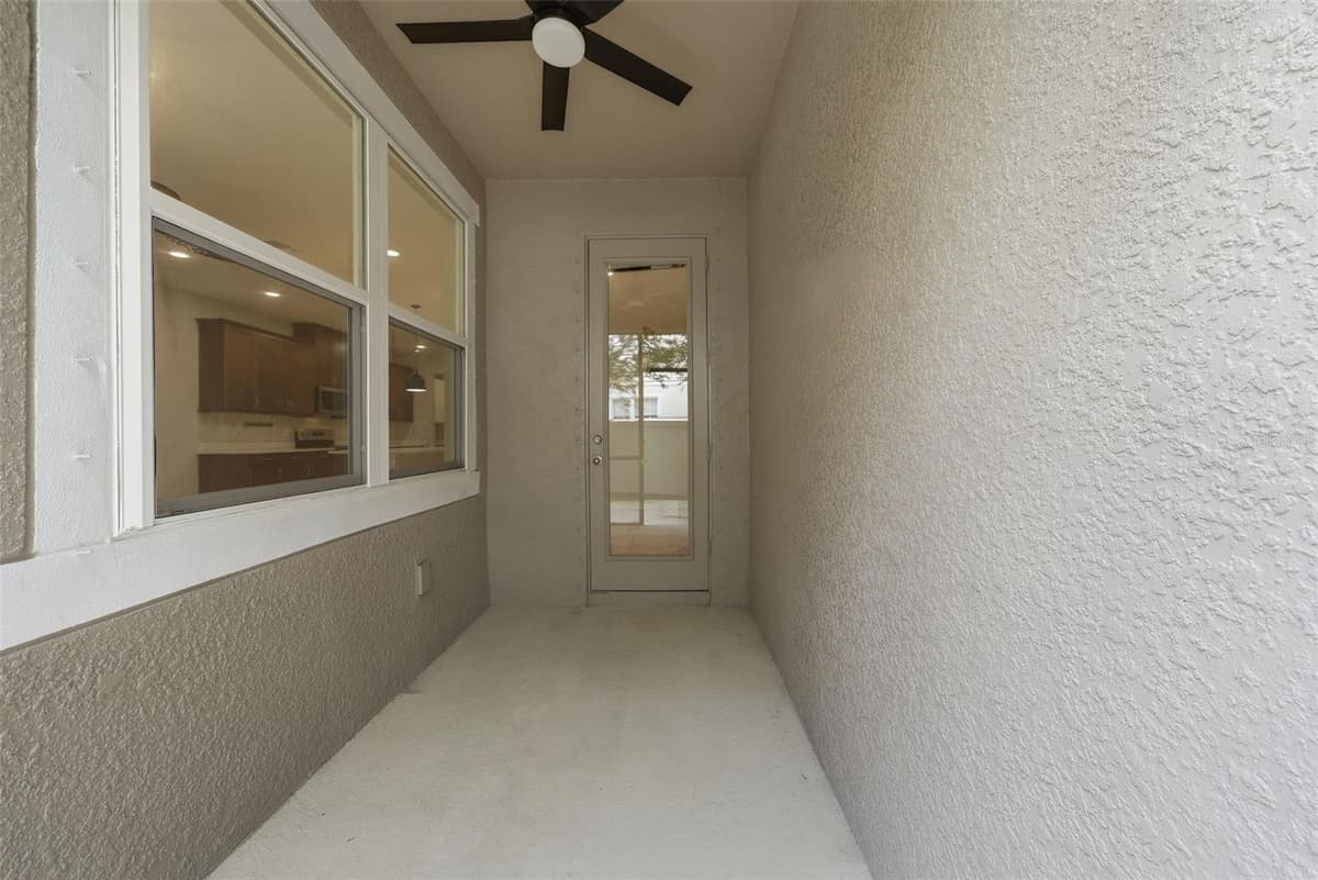 18924 ULMUS STREET — photo 37 of 55