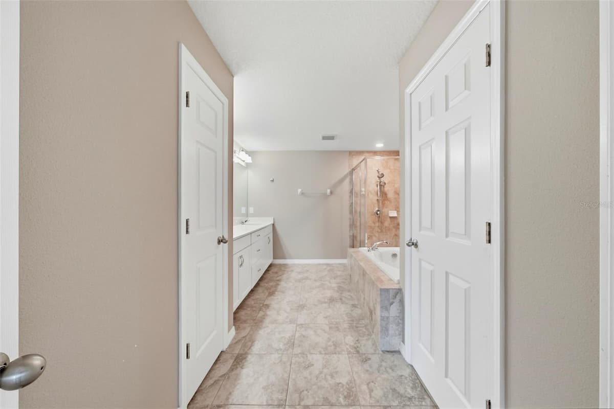 18924 ULMUS STREET — photo 24 of 55