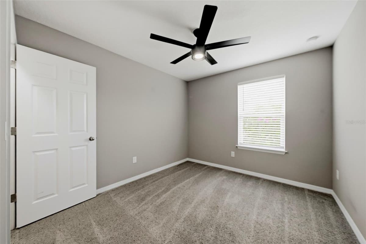 18924 ULMUS STREET — photo 27 of 55