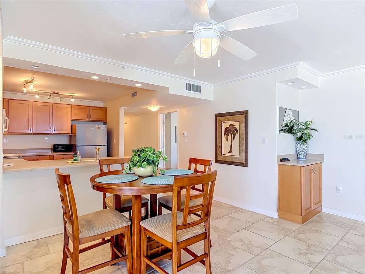 5207 ATLANTIC AVENUE — photo 19 of 60