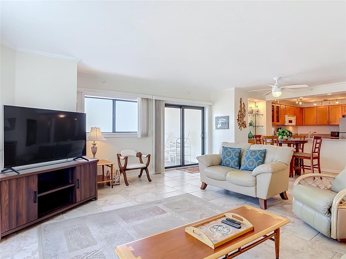 5207 ATLANTIC AVENUE — photo 25 of 60