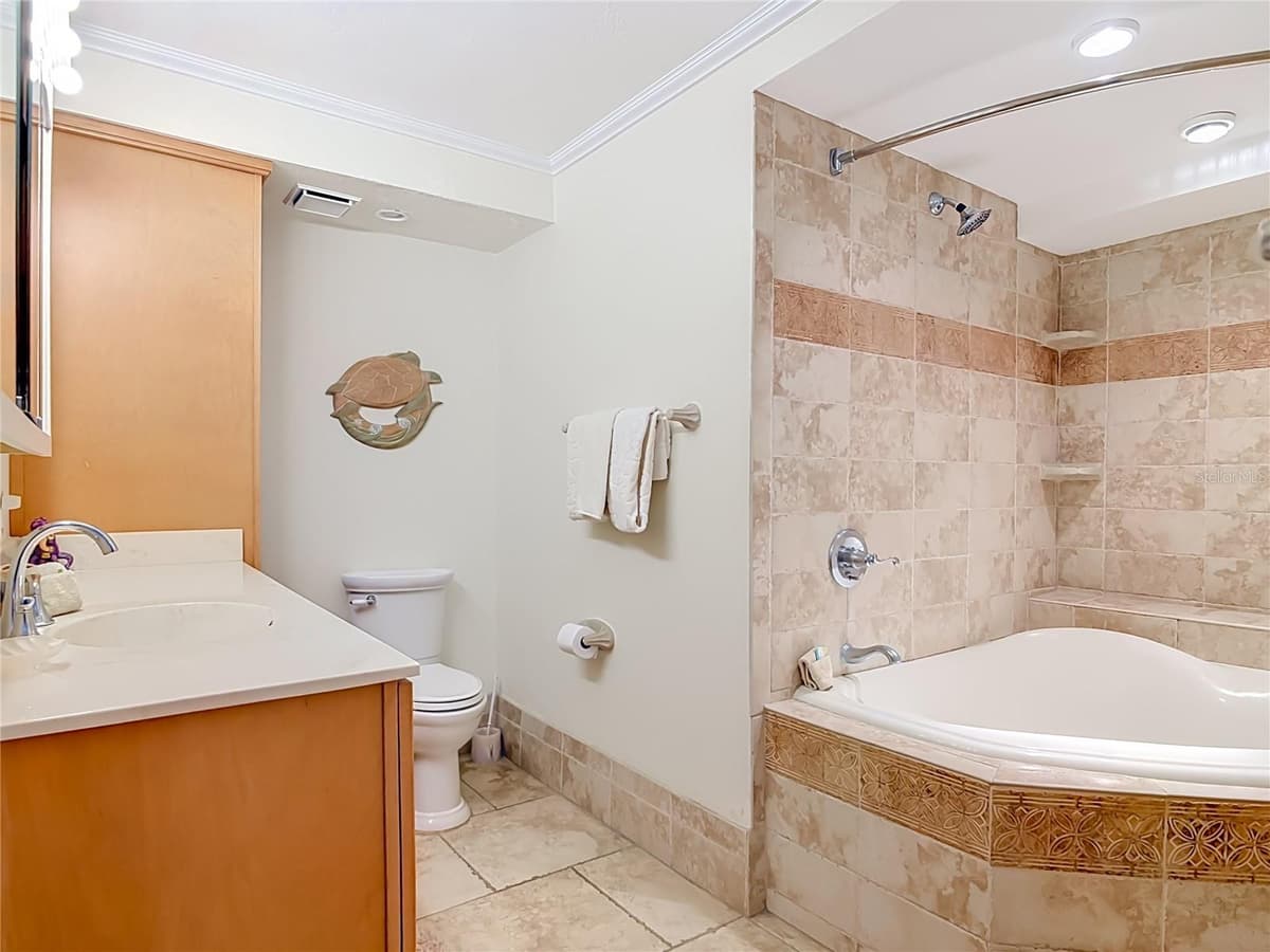 5207 ATLANTIC AVENUE — photo 32 of 60