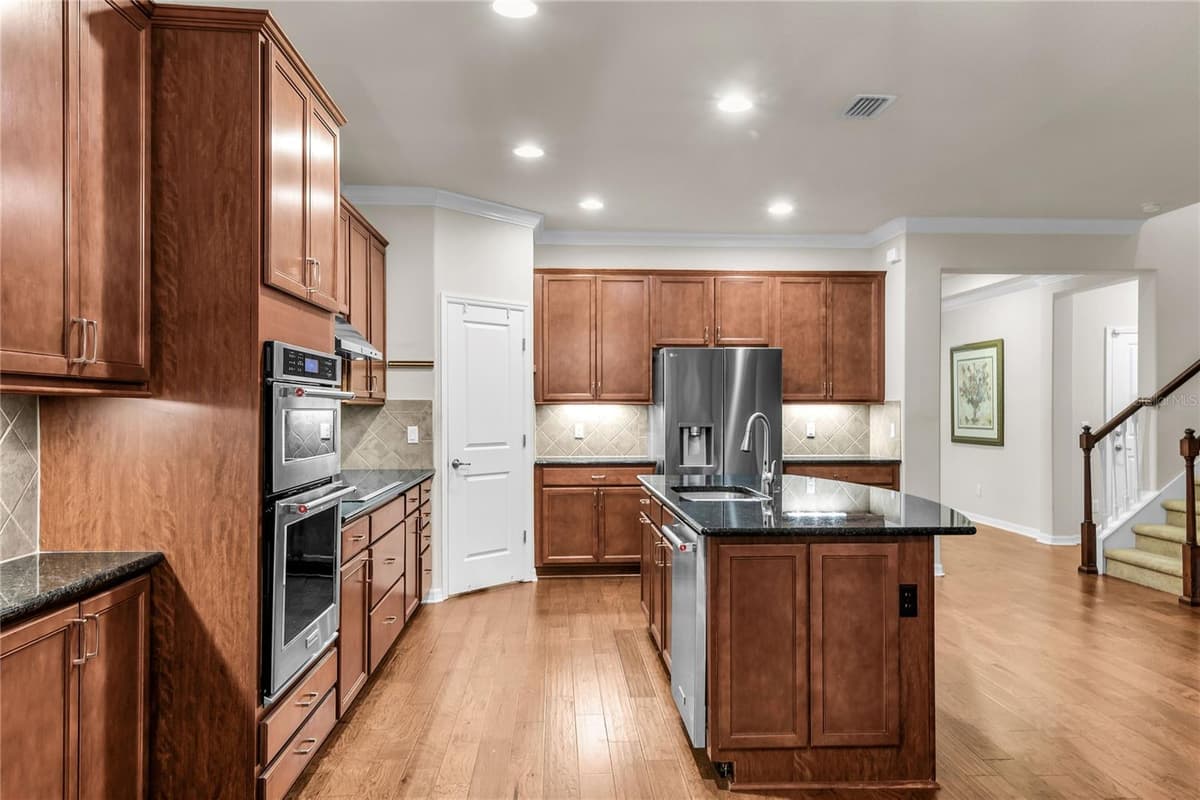 7052 ENCHANTED LAKE DRIVE — photo 13 of 66