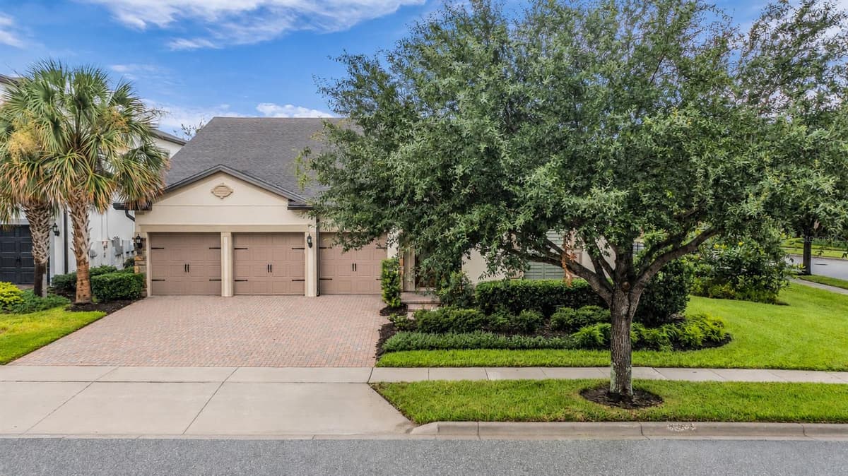 7052 ENCHANTED LAKE DRIVE — photo 4 of 66
