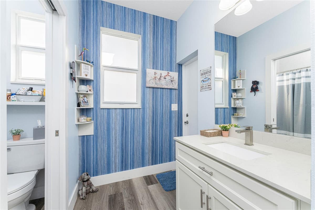 23387 CEDARTON AVENUE — photo 37 of 77