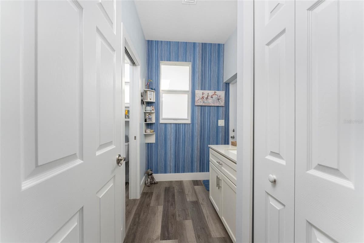 23387 CEDARTON AVENUE — photo 36 of 77
