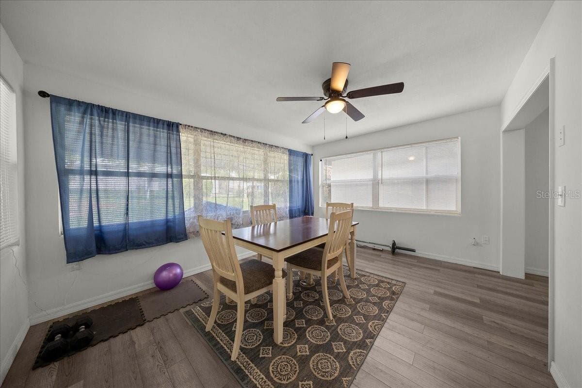 30 LINCOLN AVENUE — photo 16 of 29