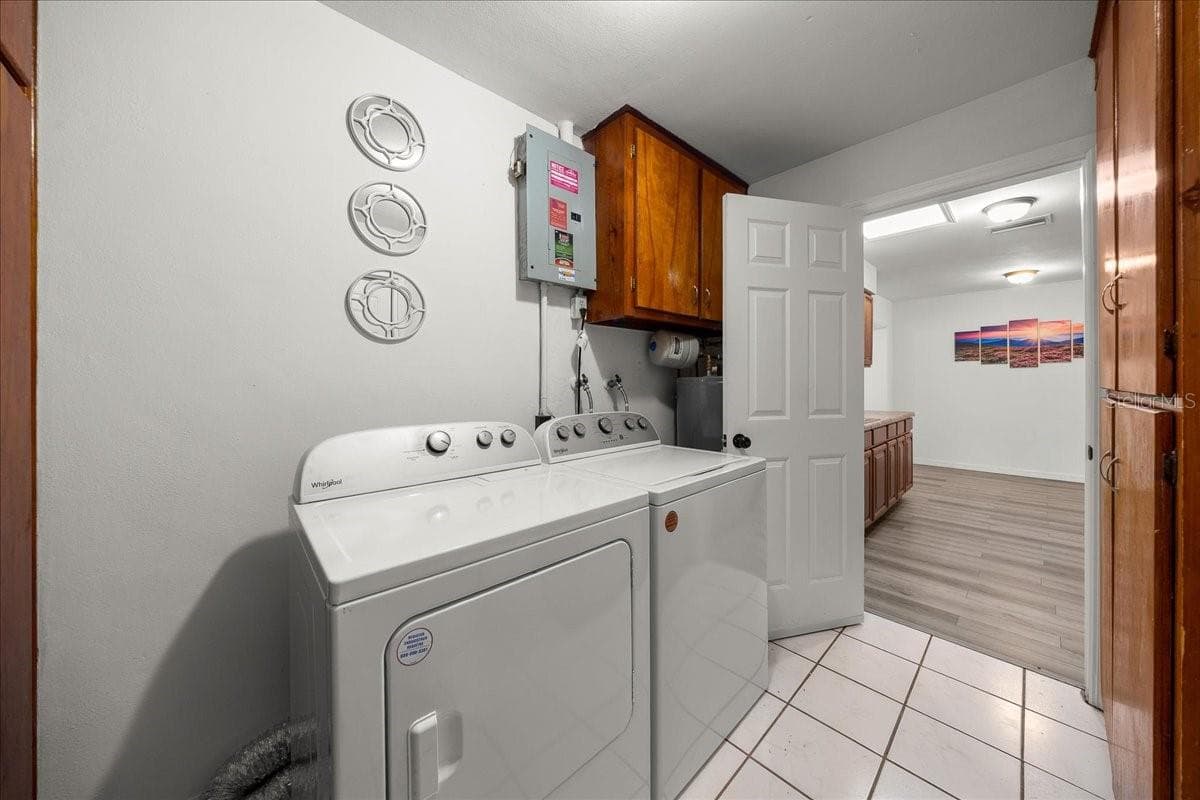 30 LINCOLN AVENUE — photo 24 of 29
