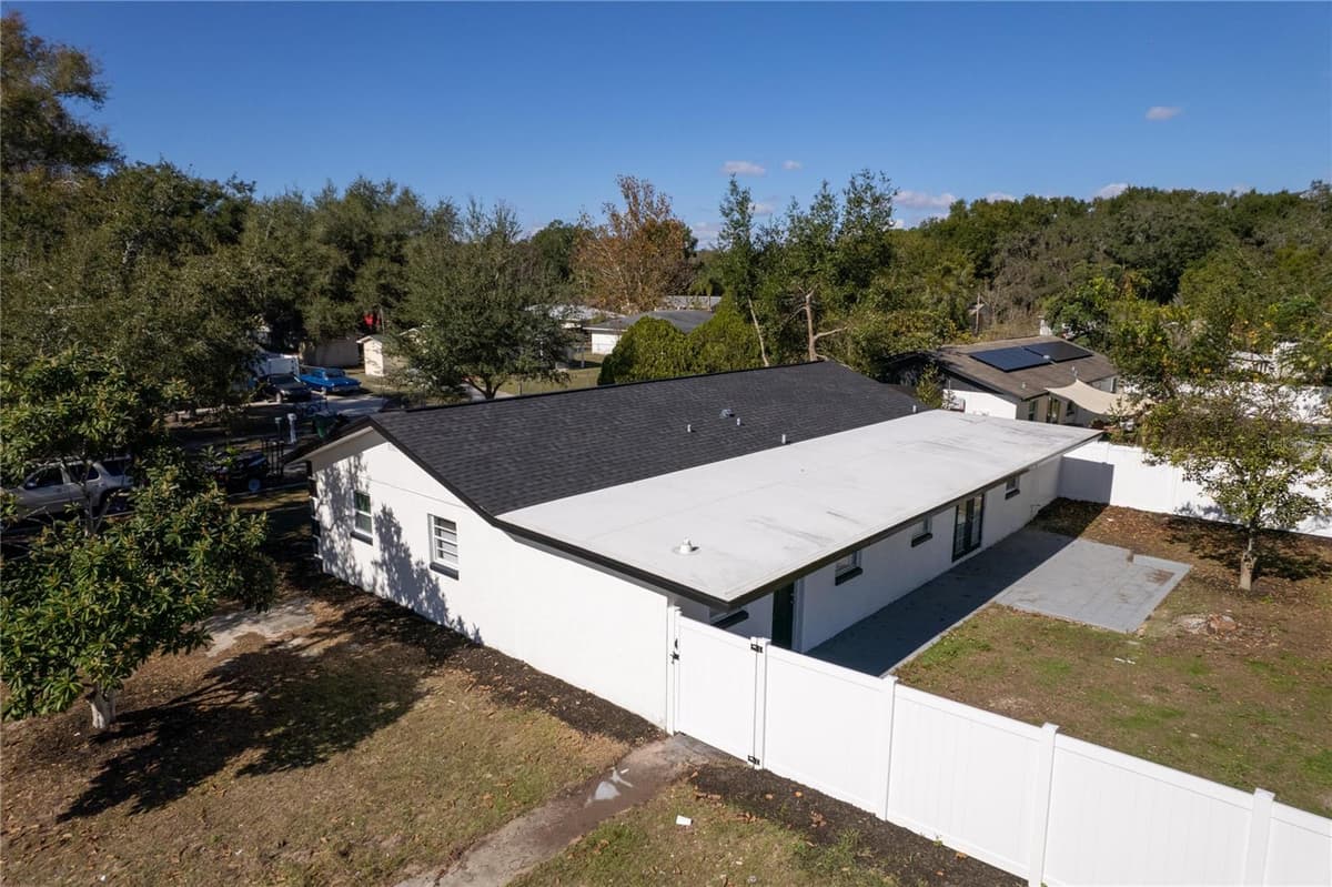 5248 KING STREET — photo 14 of 43