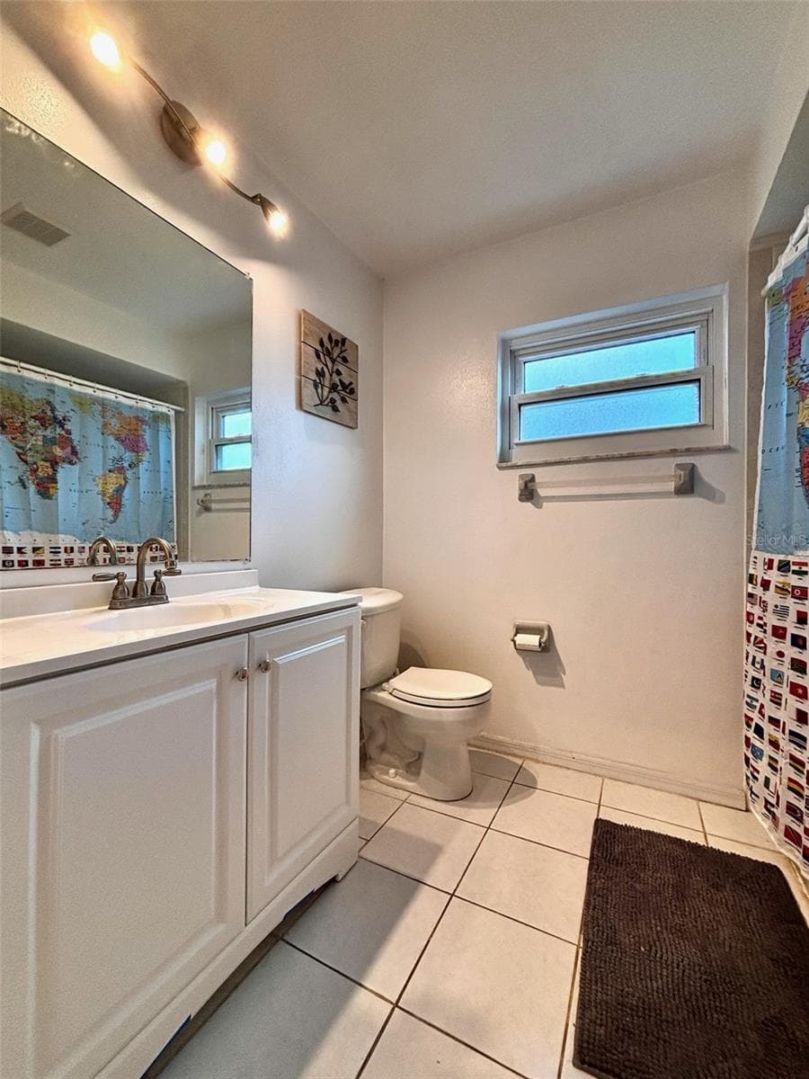 4448 COUNTY BREEZE DRIVE — photo 17 of 23