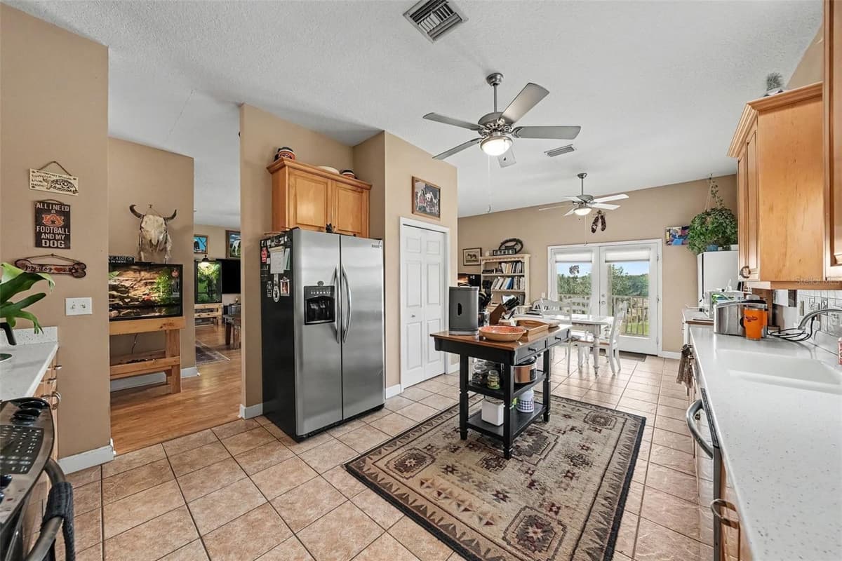 36304 TOMKOW LANE — photo 15 of 63