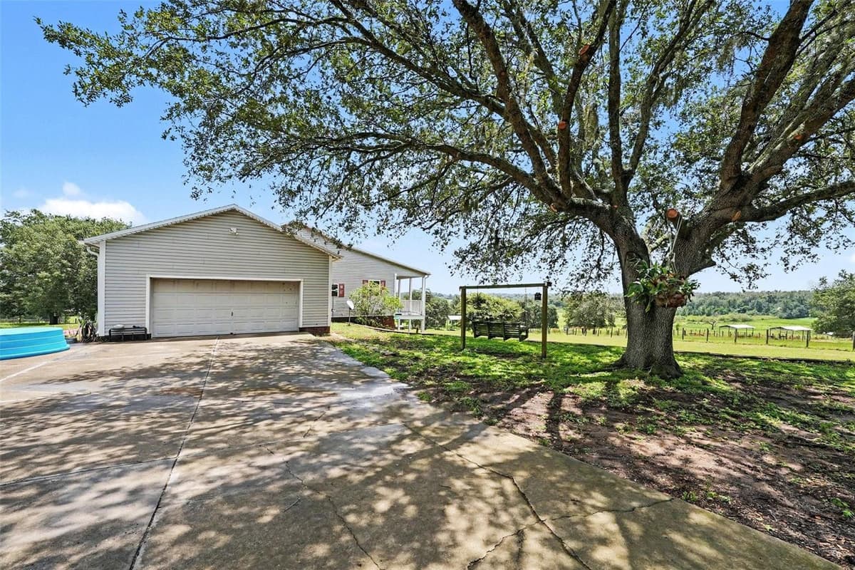 36304 TOMKOW LANE — photo 3 of 63