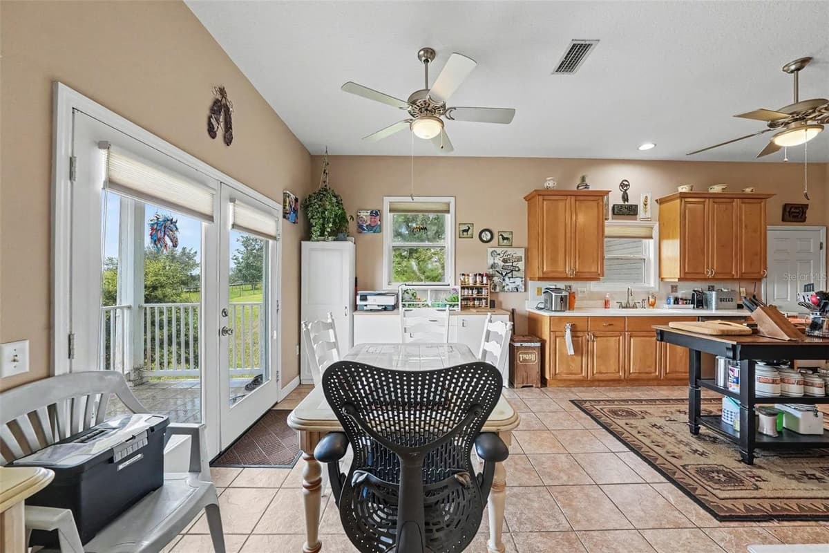 36304 TOMKOW LANE — photo 16 of 63
