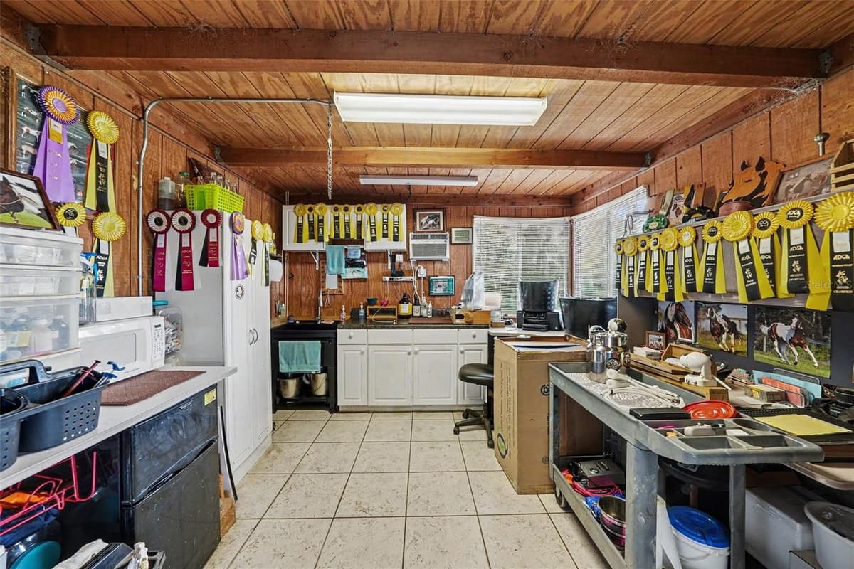 36304 TOMKOW LANE — photo 38 of 63