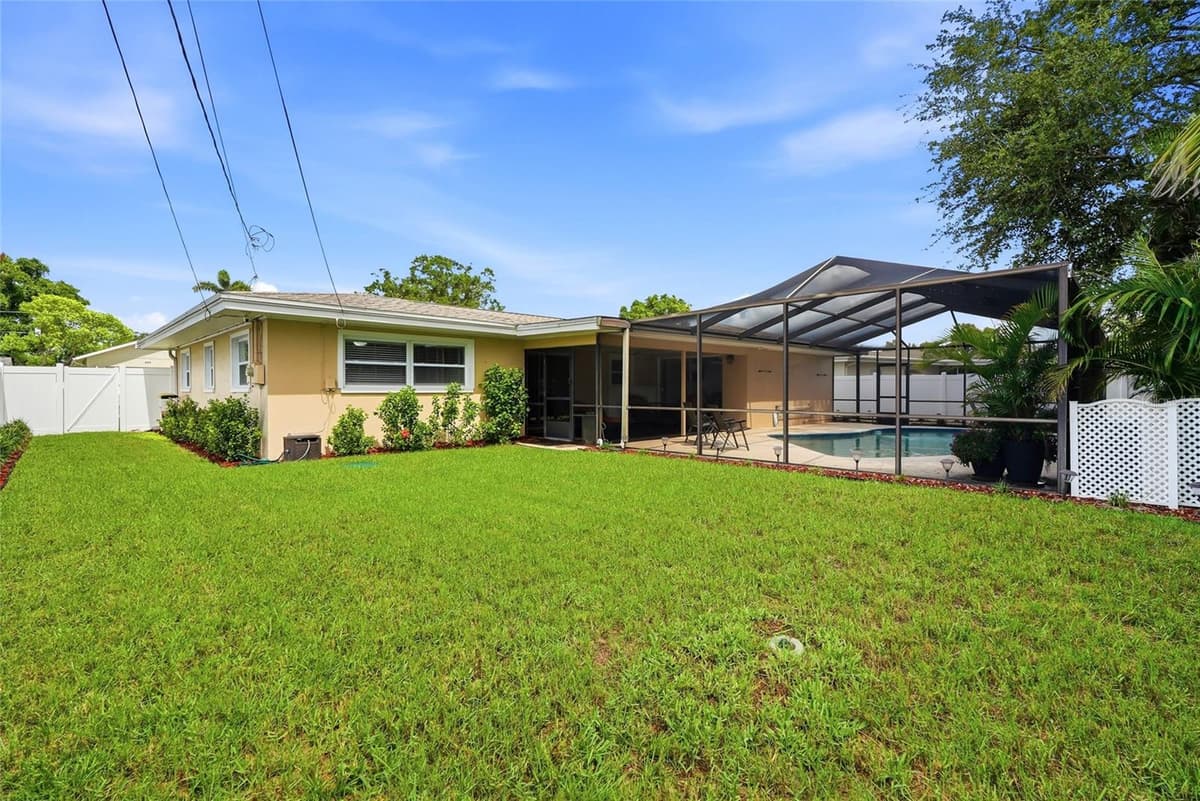 1417 FAIRFIELD DRIVE — photo 39 of 47