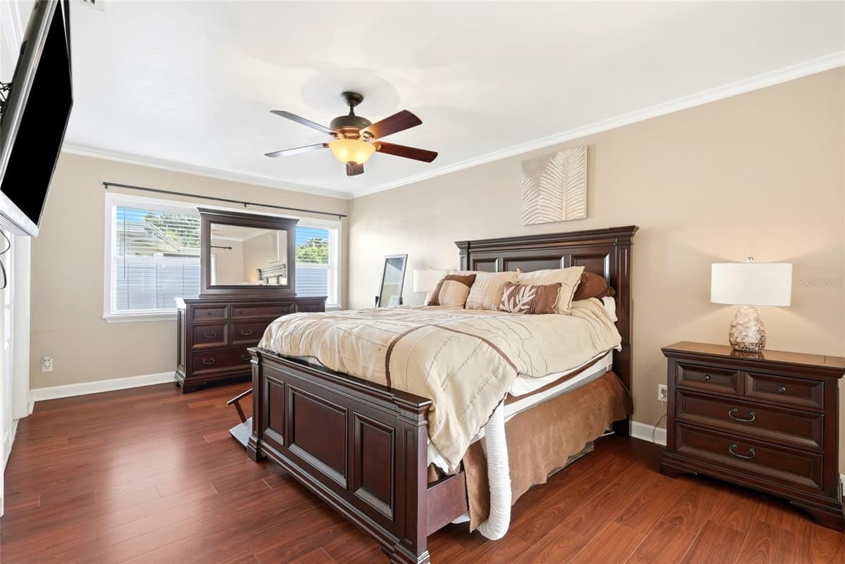 1417 FAIRFIELD DRIVE — photo 15 of 47