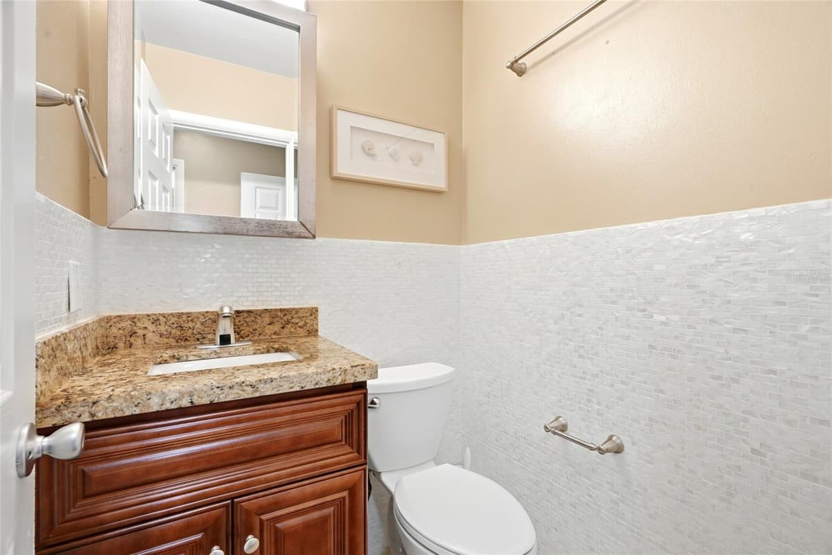 1417 FAIRFIELD DRIVE — photo 19 of 47