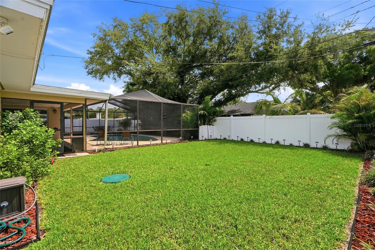 1417 FAIRFIELD DRIVE — photo 38 of 47