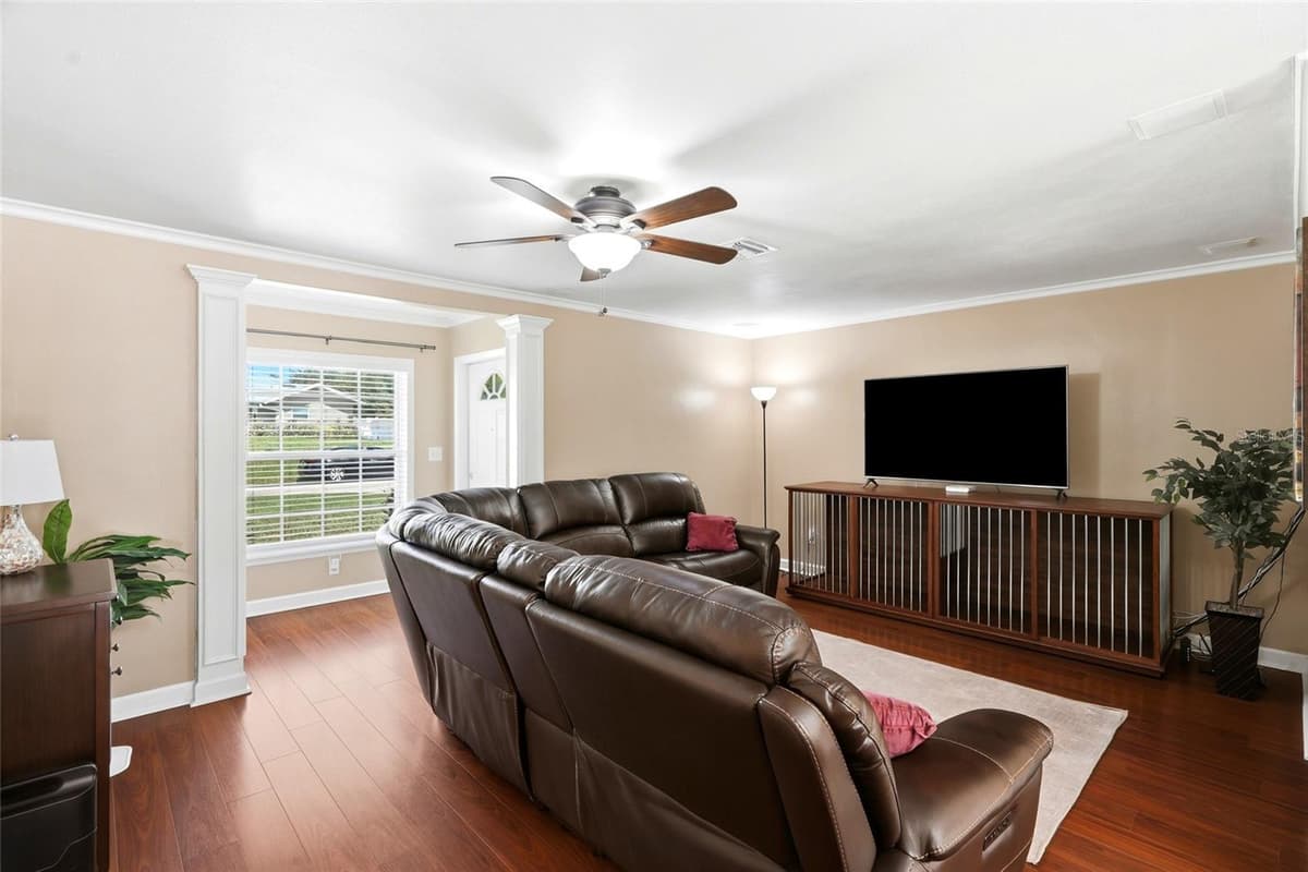 1417 FAIRFIELD DRIVE — photo 6 of 47