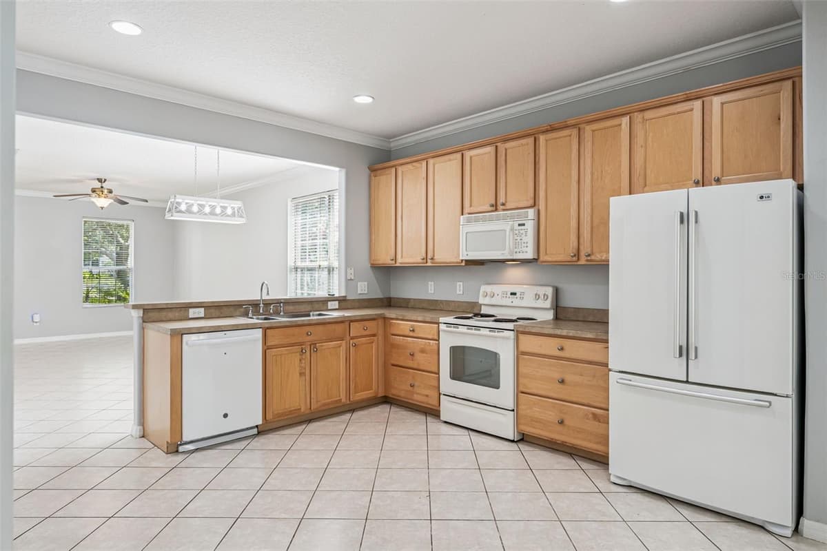 5451 KUMQUAT LOOP — photo 8 of 20