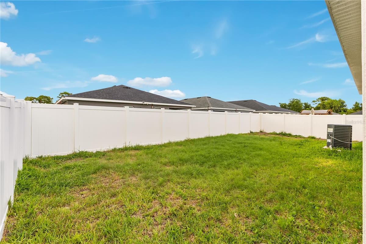 5447 PINE LILLY DRIVE — photo 22 of 33