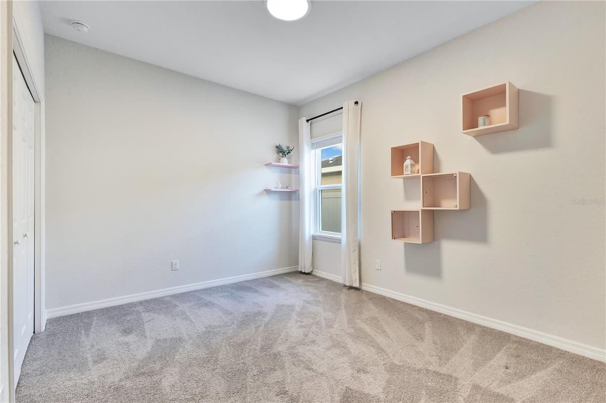 5447 PINE LILLY DRIVE — photo 15 of 33