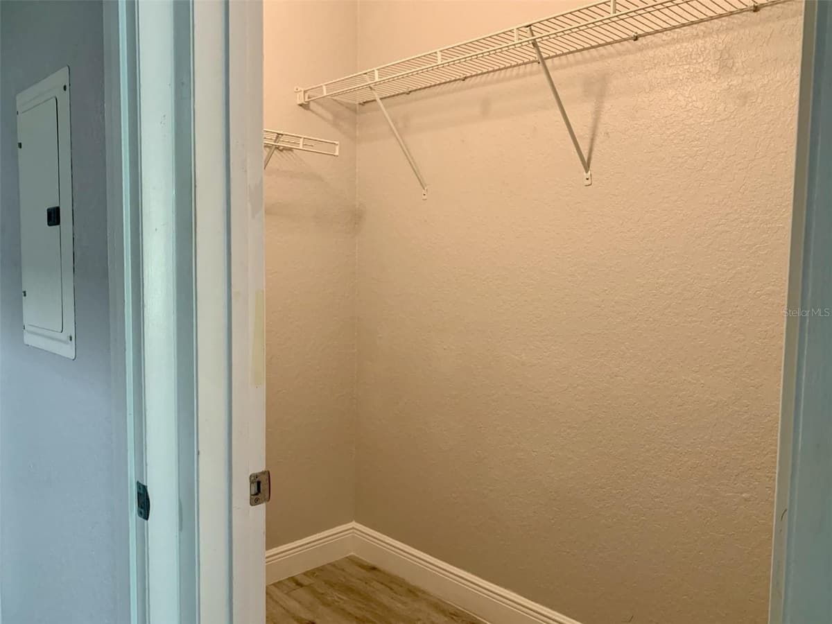 520 ARMENIA AVENUE — photo 13 of 29