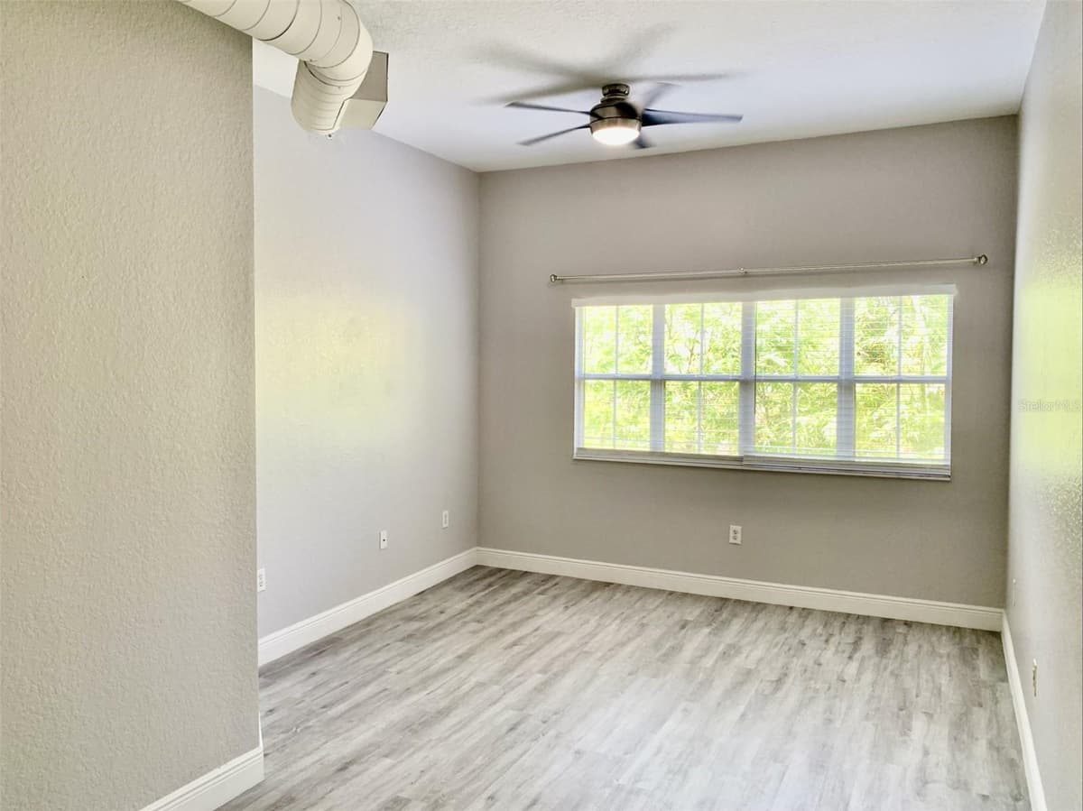 520 ARMENIA AVENUE — photo 4 of 29