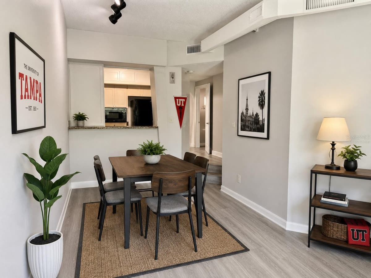520 ARMENIA AVENUE — photo 10 of 29