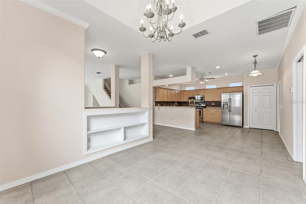 7606 BERNA LANE — photo 11 of 46
