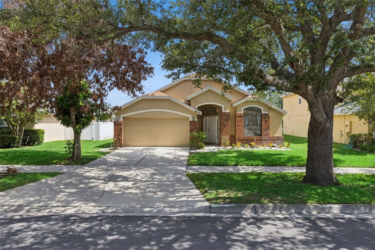 6629 WINDER OAKS BOULEVARD — photo 2 of 33
