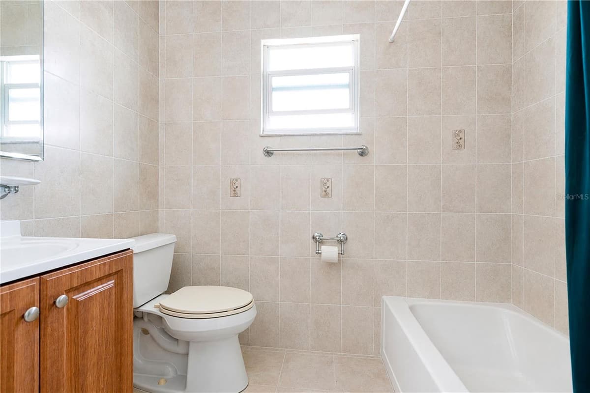 11842 ATLIN DRIVE — photo 14 of 28