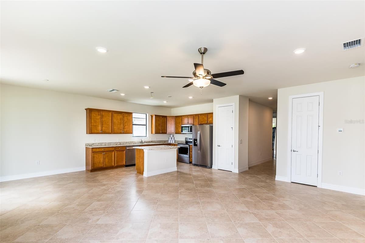 2558 SHERMAN OAK DRIVE — photo 25 of 38
