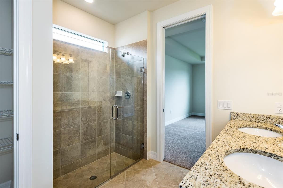 2558 SHERMAN OAK DRIVE — photo 23 of 38