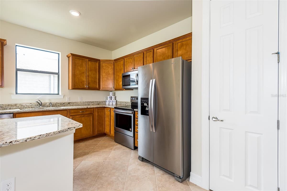2558 SHERMAN OAK DRIVE — photo 28 of 38