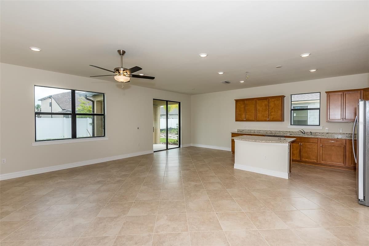 2558 SHERMAN OAK DRIVE — photo 24 of 38