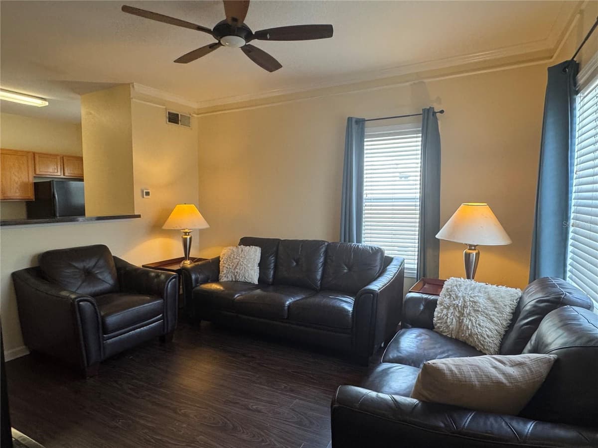 4802 51ST STREET — photo 4 of 26