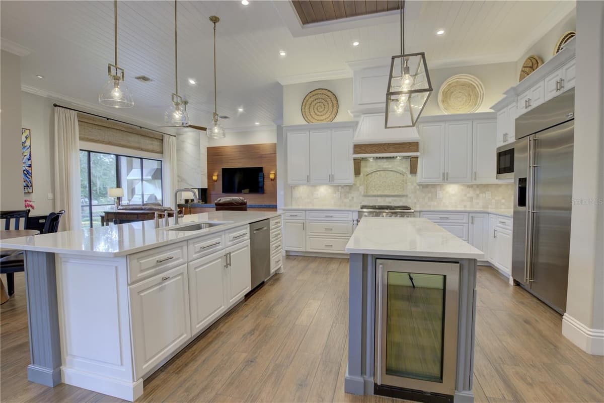 3318 SUNSET VIEW COURT — photo 12 of 74