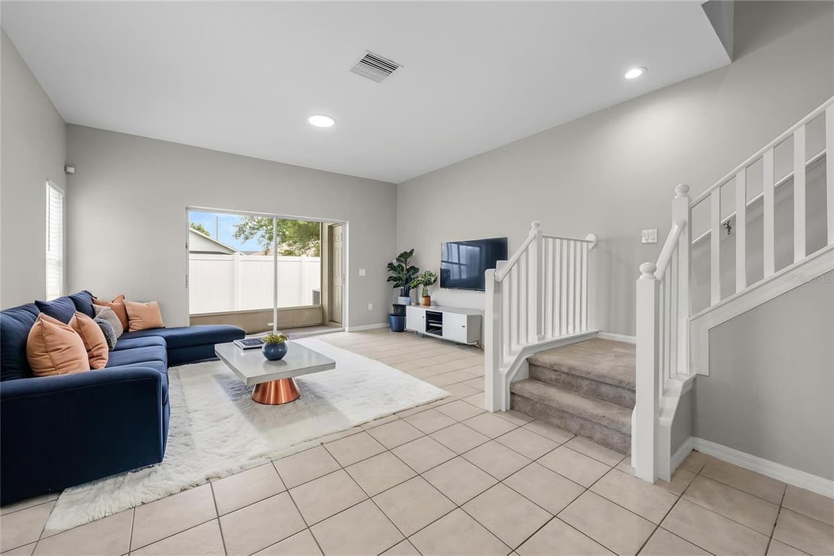 12948 KINGS CROSSING DRIVE — photo 11 of 46