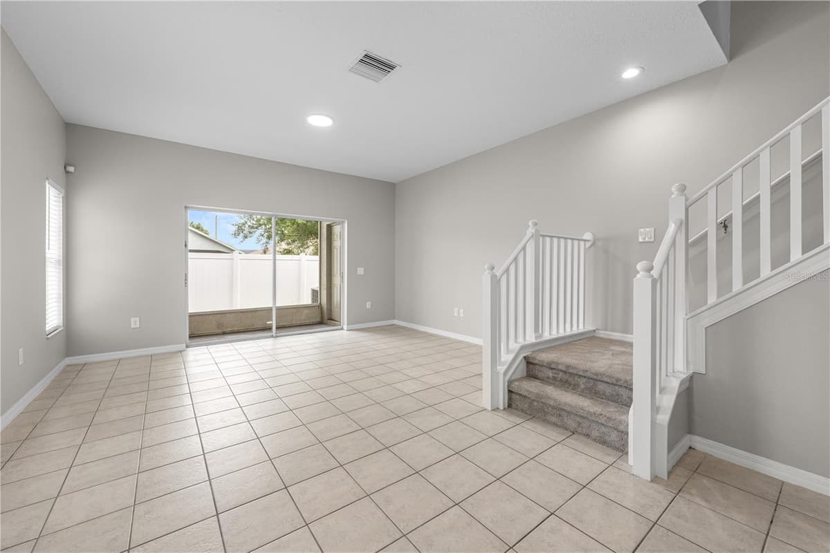 12948 KINGS CROSSING DRIVE — photo 12 of 46