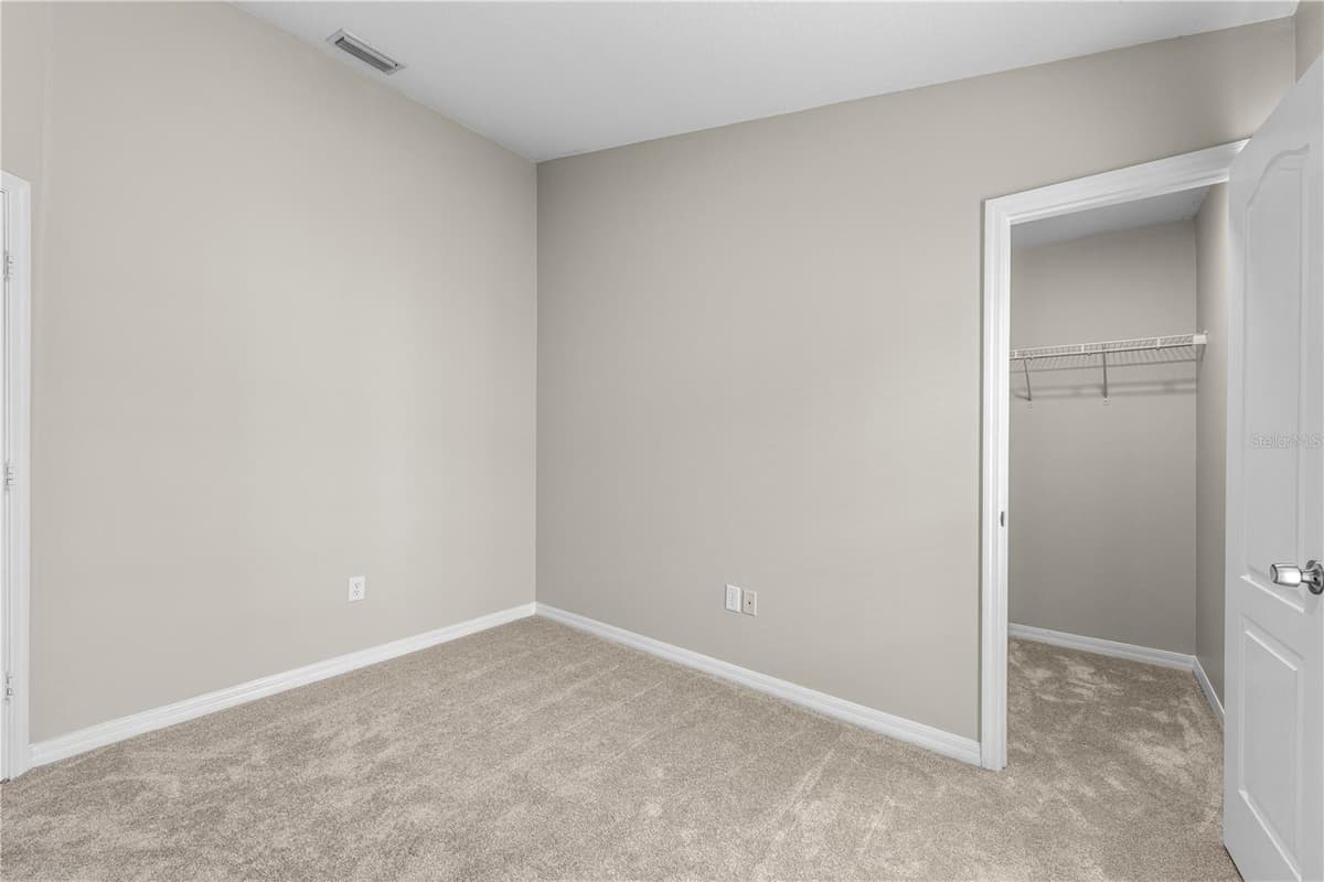 12948 KINGS CROSSING DRIVE — photo 29 of 46