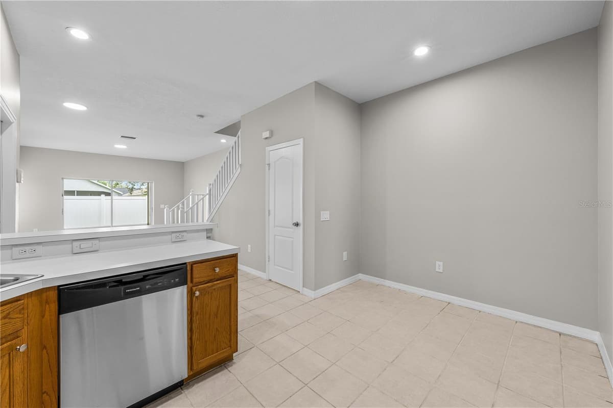 12948 KINGS CROSSING DRIVE — photo 14 of 46