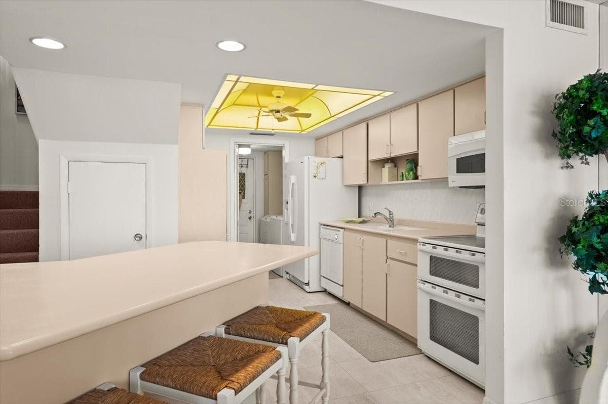 901 ATLANTIC AVENUE — photo 11 of 70