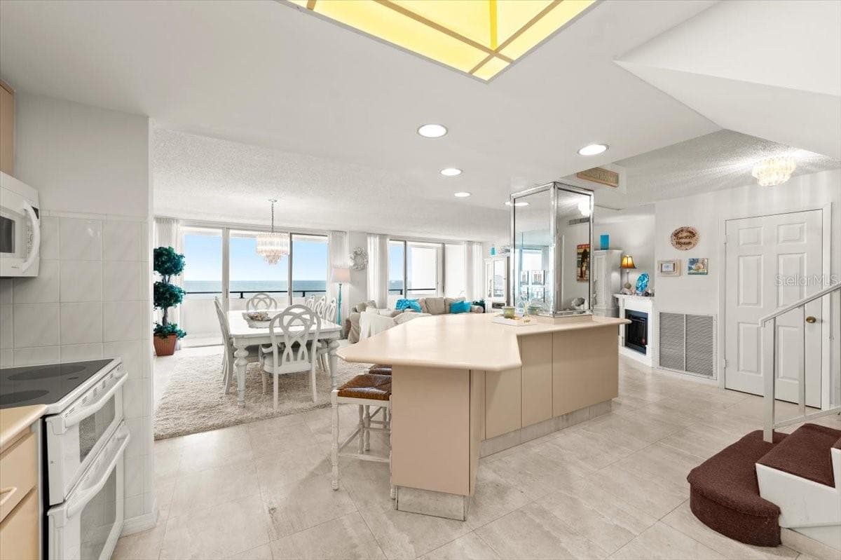901 ATLANTIC AVENUE — photo 14 of 70