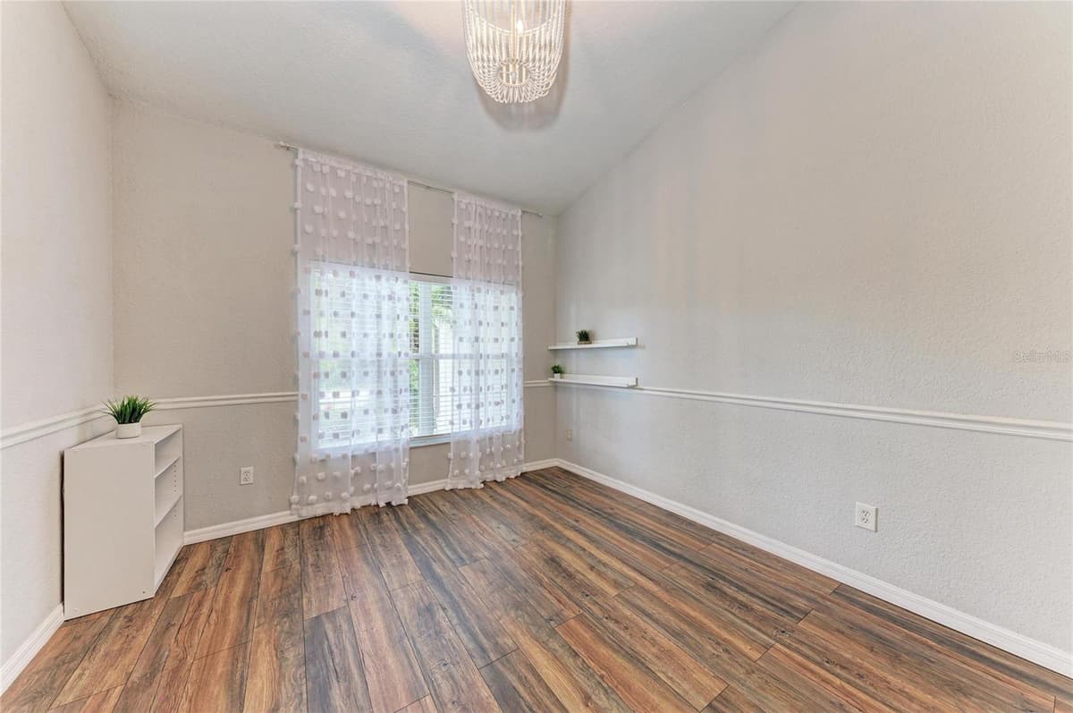 16352 CHICOPEE AVENUE — photo 33 of 66