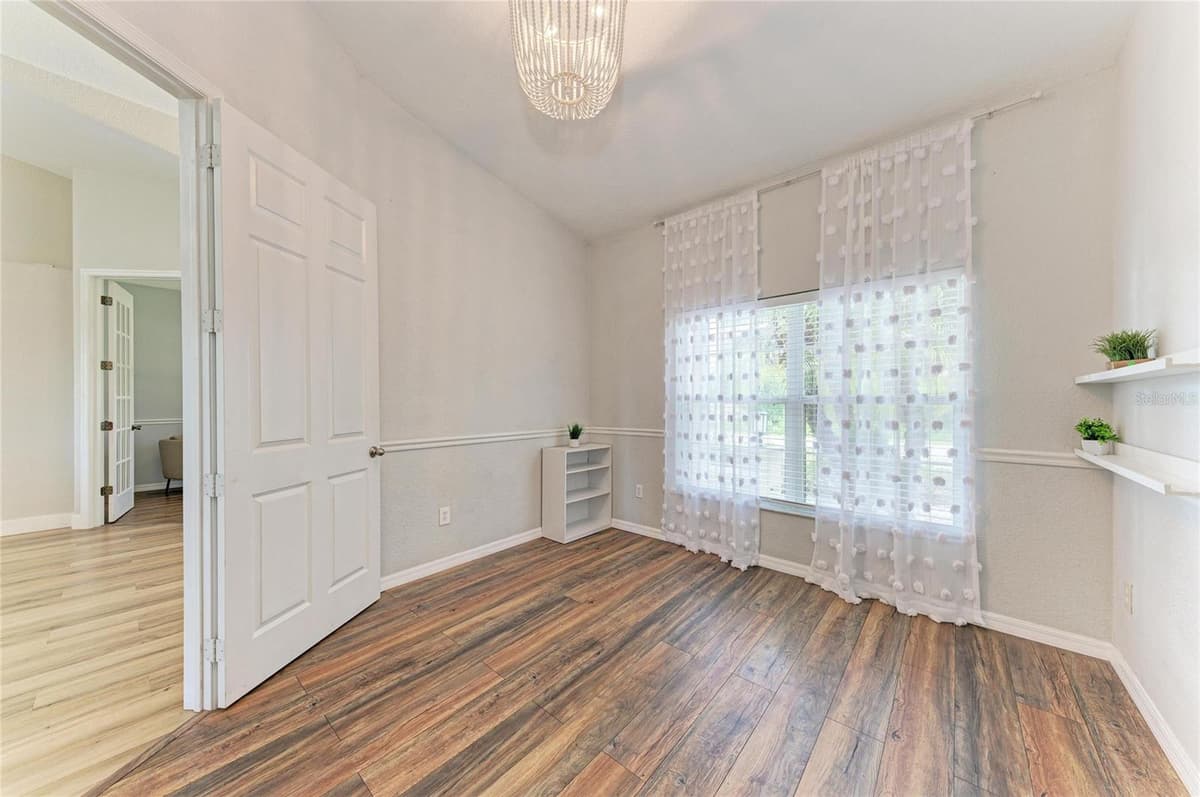 16352 CHICOPEE AVENUE — photo 34 of 66