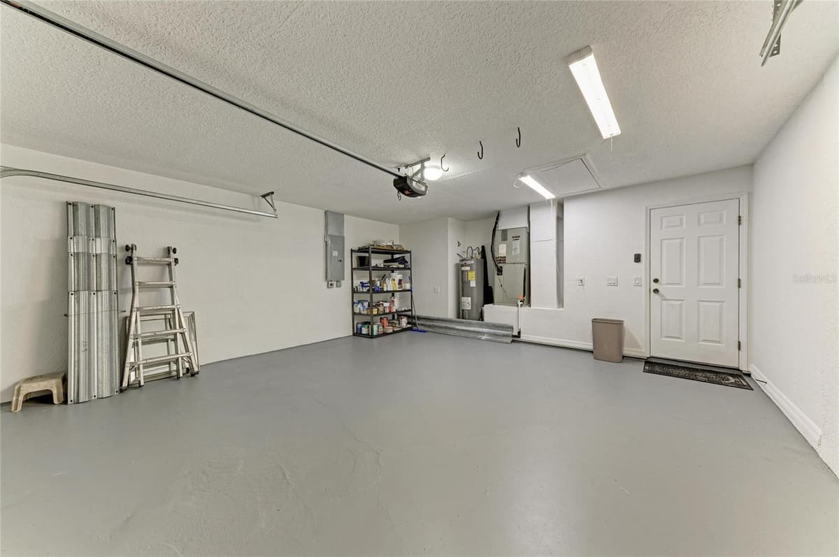 16352 CHICOPEE AVENUE — photo 47 of 66