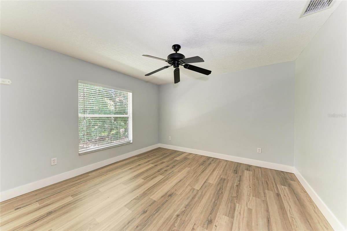 16352 CHICOPEE AVENUE — photo 39 of 66