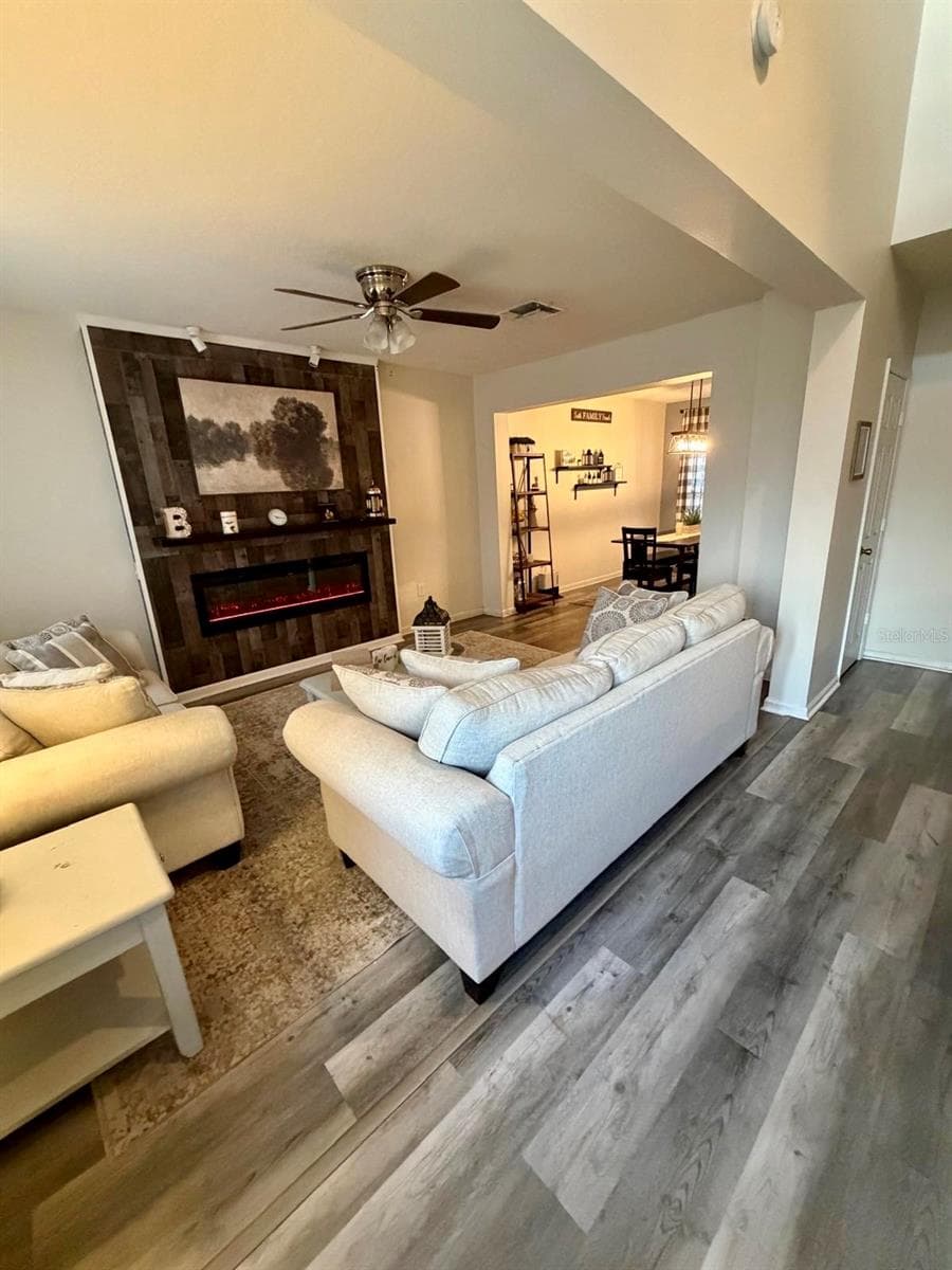 3232 HERONS POINT CIRCLE — photo 17 of 40